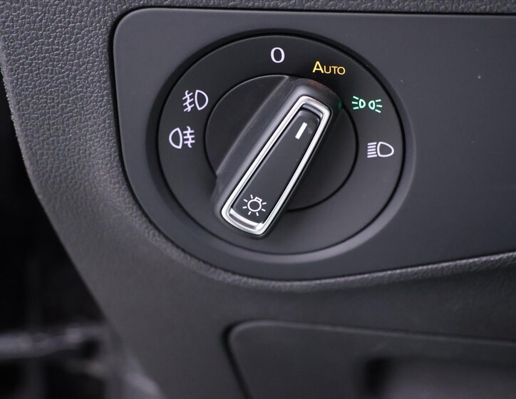 Volkswagen Tiguan SUV / Terénní 1,5 l 96 kw