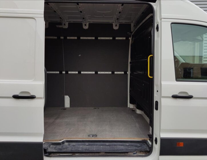 Volkswagen Crafter 18
