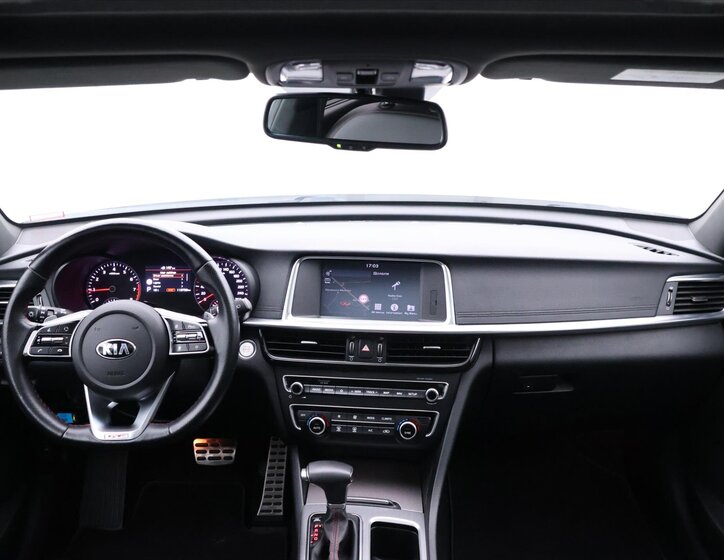 KIA Optima Kombi 2,0 l 175 kw