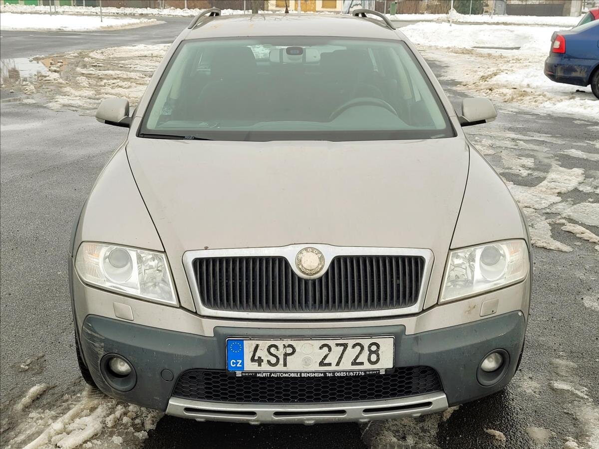 Škoda Octavia Kombi 2,0 l 103 kw