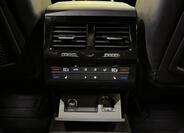 Volkswagen Touareg 25