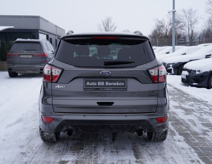 Ford Kuga SUV 2,0 l 132 kw