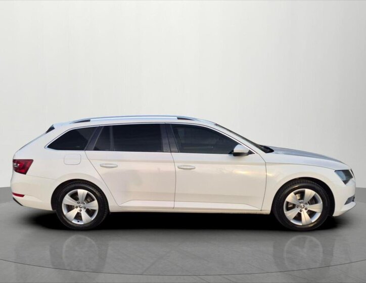 Škoda Superb Kombi 2,0 l 110 kw