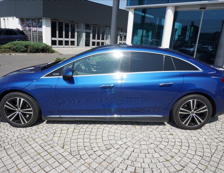 Mercedes-Benz EQE 7