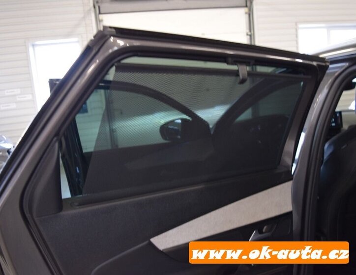 Peugeot 5008 MPV 1,5 l 96 kw