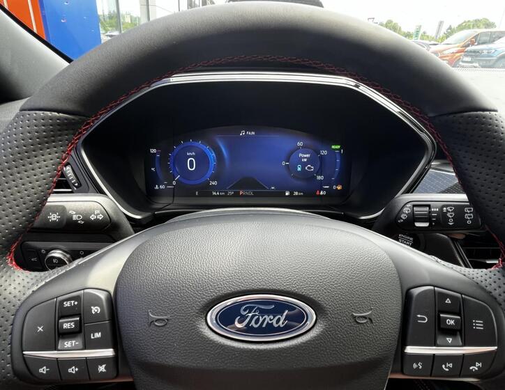 Ford Kuga 26