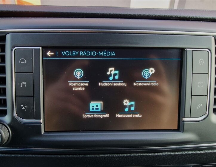 Peugeot Traveller MPV 2,0 l 130 kw