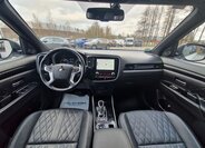 Mitsubishi Outlander SUV / Terénní 2,4 l 165 kw