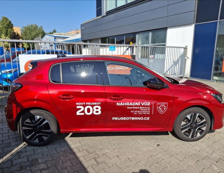 Peugeot 208 4