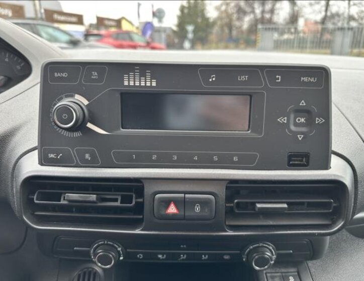 Peugeot Partner Skříň 1,5 l 75 kw