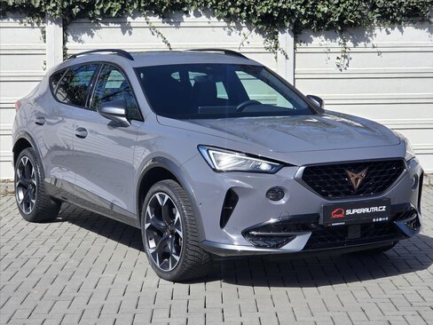Cupra Formentor SUV / Terénní 2,0 l 140 kw