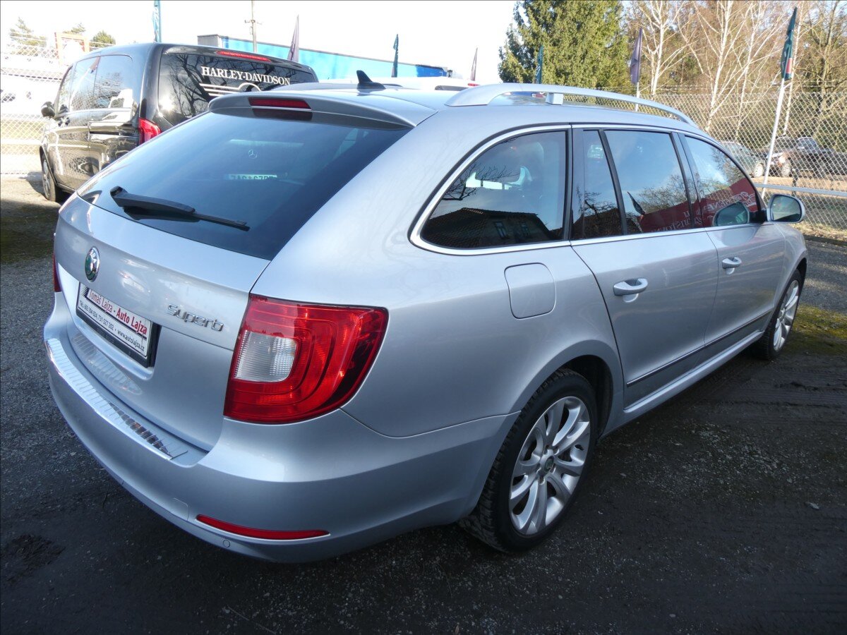 Škoda Superb Kombi 2,0 l 125 kw