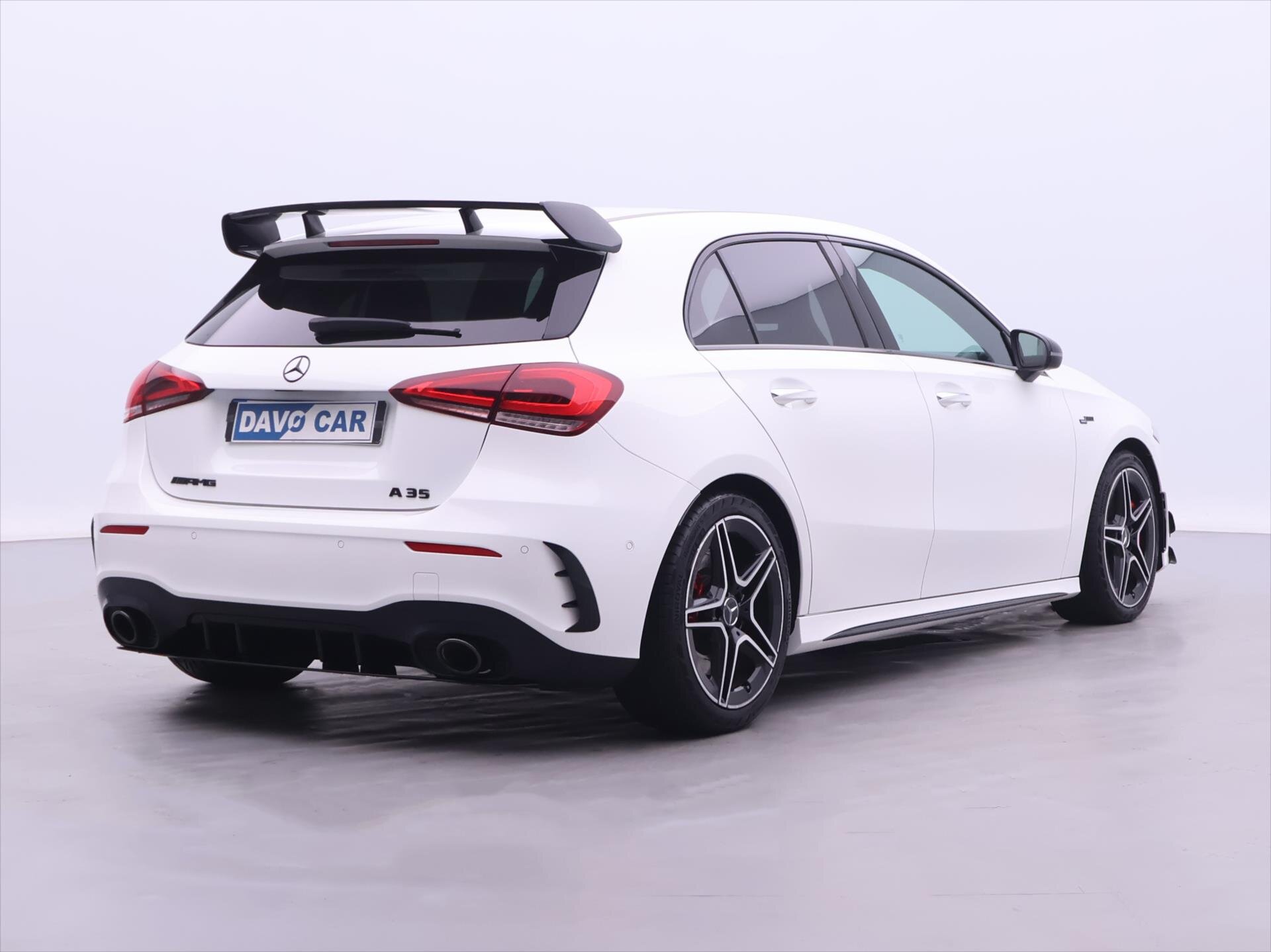 Mercedes-Benz Třídy A Hatchback 2,0 l 225 kw