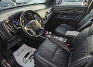 Mitsubishi Outlander 11