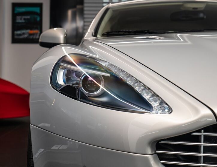 Aston Martin Rapide 22