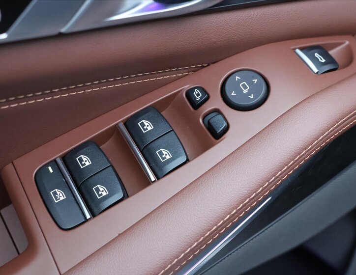 BMW X5 SUV 3,0 l 210 kw