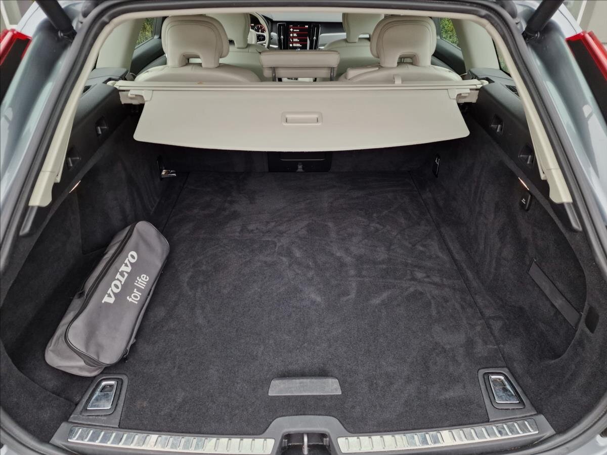 Volvo V90 Kombi 2,0 l 140 kw