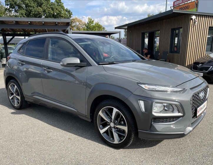 Hyundai Kona 3