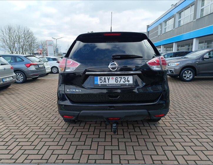 Nissan X-Trail SUV 1,6 l 120 kw