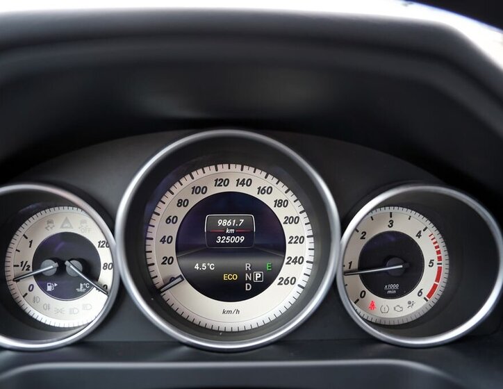 Mercedes-Benz Třídy E Sedan 2,1 l 125 kw