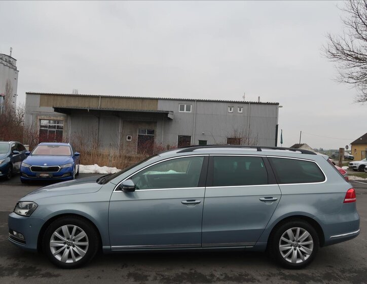 Volkswagen Passat Kombi 2,0 l 103 kw