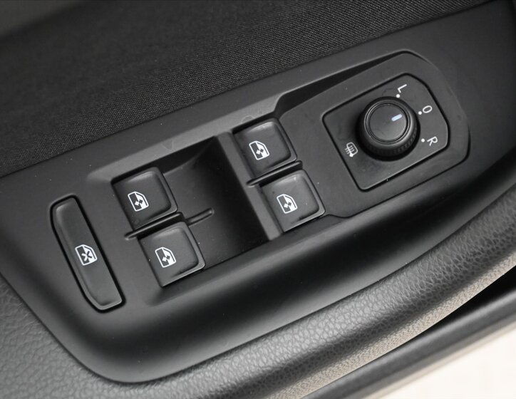 Volkswagen Passat Kombi 2,0 l 110 kw