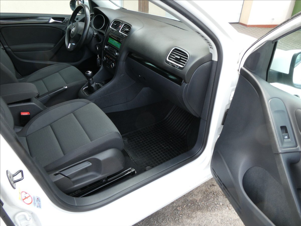 Volkswagen Golf Hatchback 1,2 l 63 kw