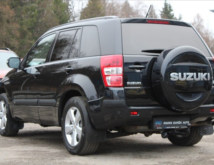 Suzuki Grand Vitara 7