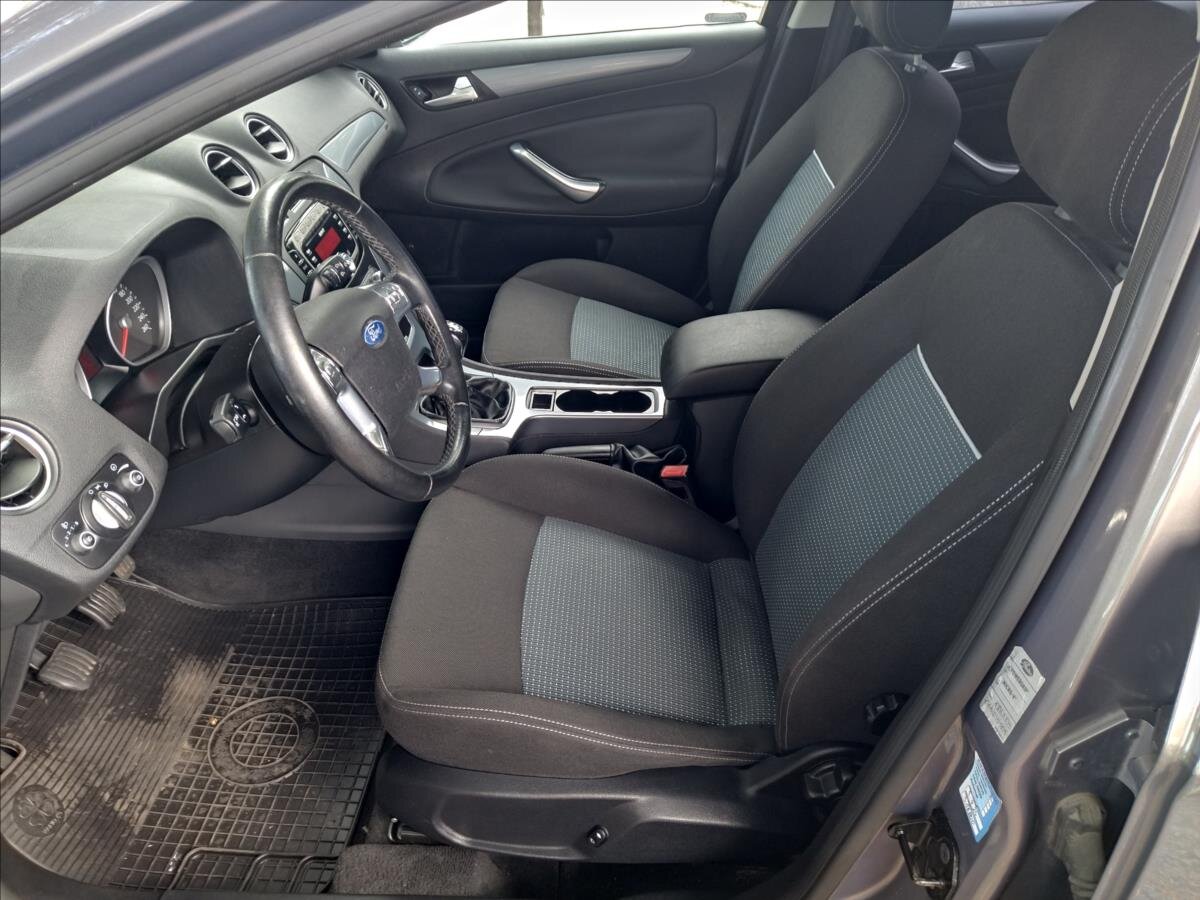 Ford Mondeo Kombi 2,0 l 120 kw
