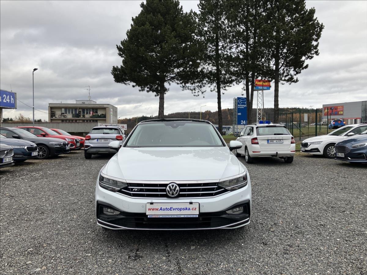 Volkswagen Passat Sedan / Limuzína 2,0 l 110 kw