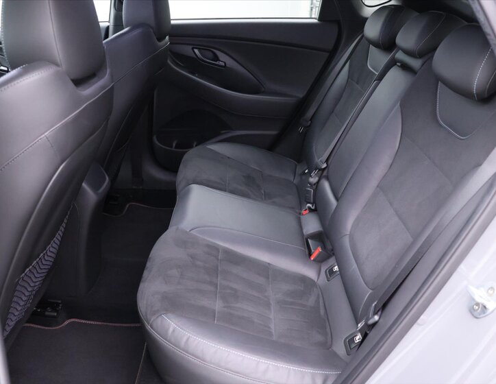 Hyundai i30 Liftback 2,0 l 206 kw