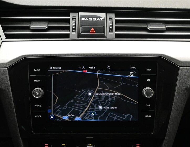 Volkswagen Passat Kombi 2,0 l 110 kw