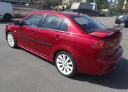 Mitsubishi Lancer Sedan / Limuzína 2,0 l 103 kw