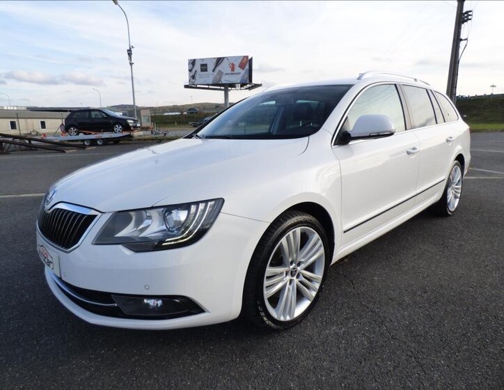 Škoda Superb 52