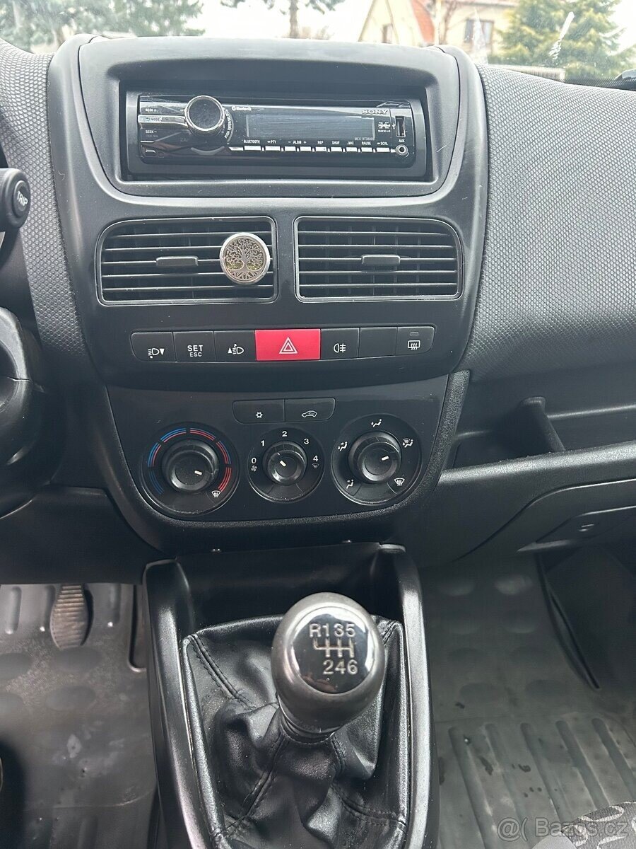 Fiat Dobló MPV 0,0 88 kw