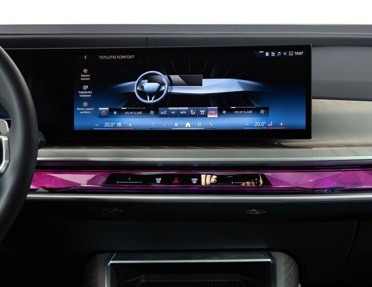 BMW Řada 7 Sedan / Limuzína 3,0 l 220 kw