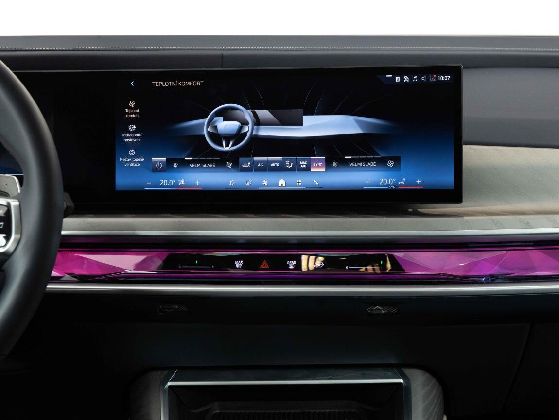 BMW Řada 7 Sedan / Limuzína 3,0 l 220 kw