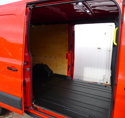 Ford Transit 8