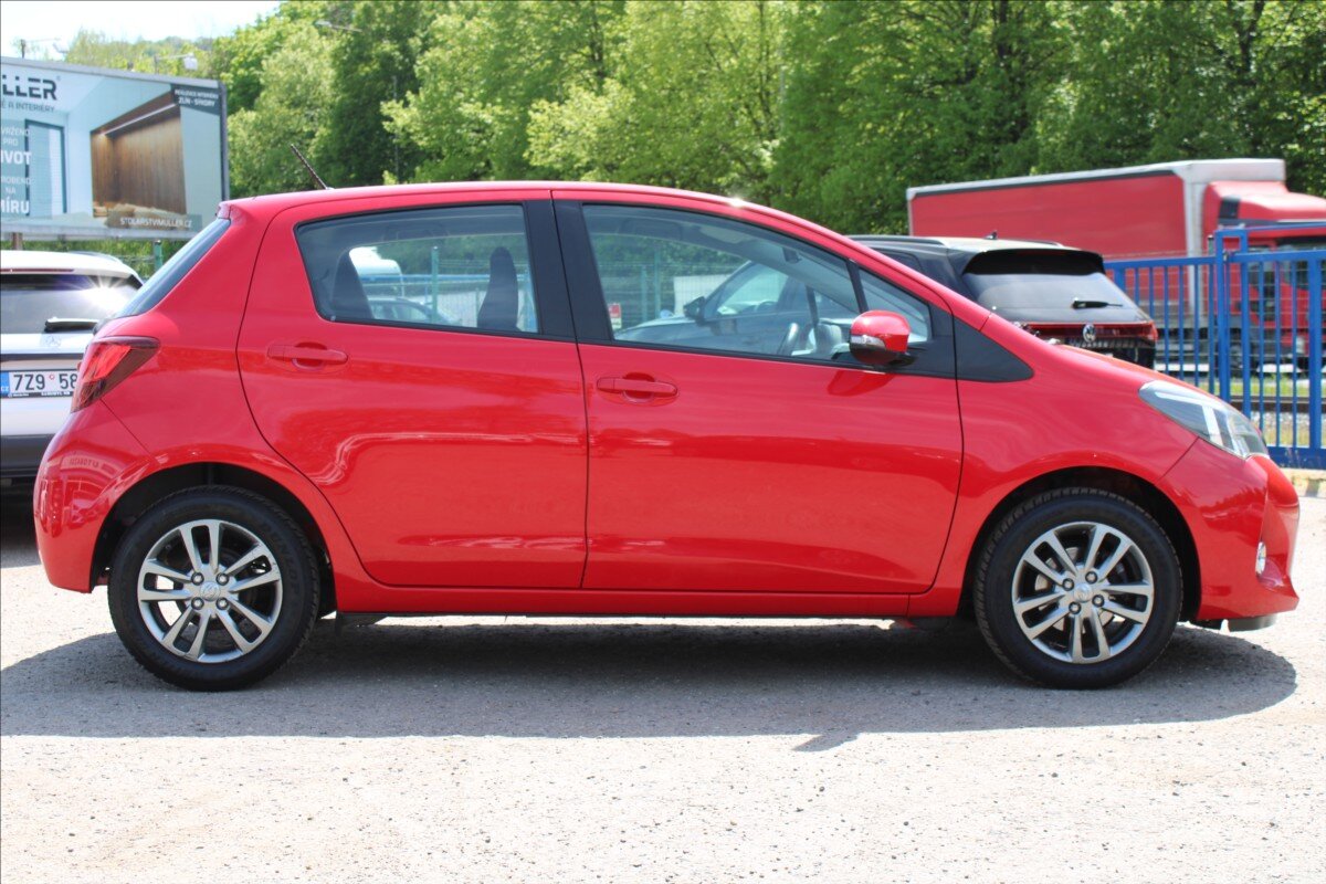 Toyota Yaris Hatchback 1,3 l 73 kw