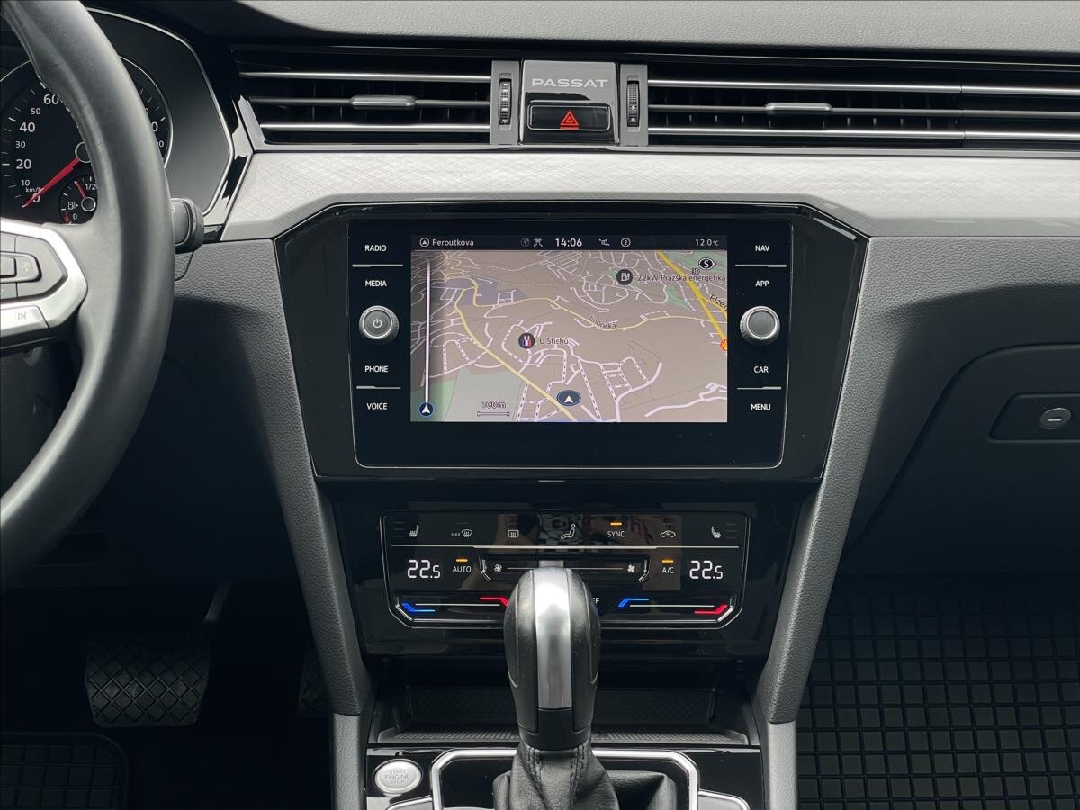 Volkswagen Passat Kombi 2,0 l 110 kw