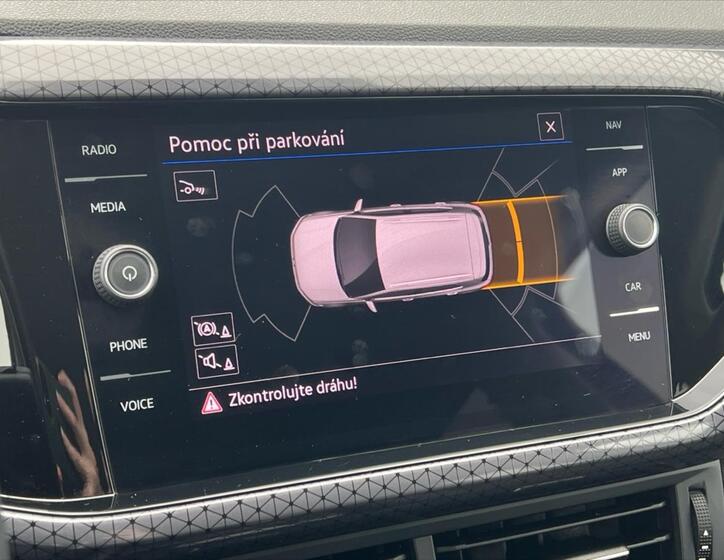 Volkswagen T-Cross 17