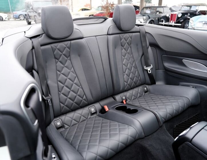 Mercedes-Benz Třídy E 33