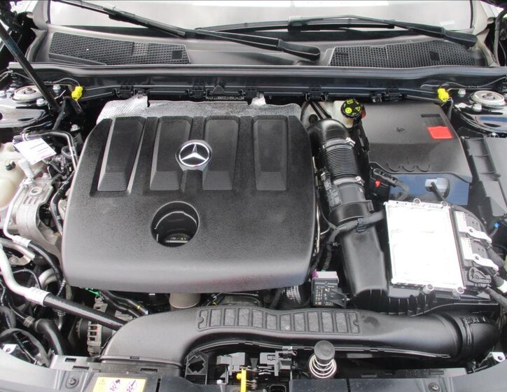 Mercedes-Benz CLA Kombi 1,5 l 85 kw