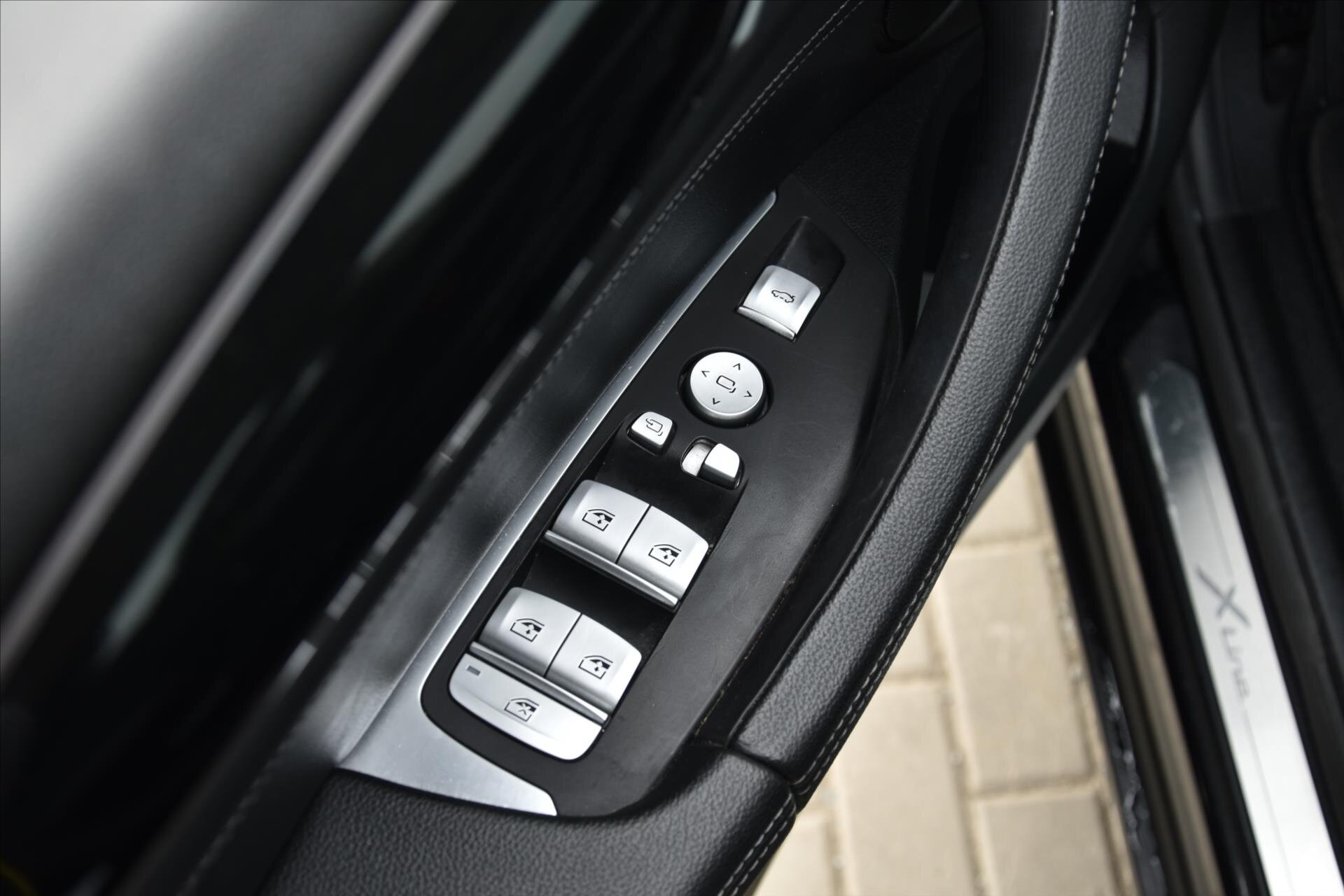 BMW X3 SUV / Terénní 2,0 l 140 kw