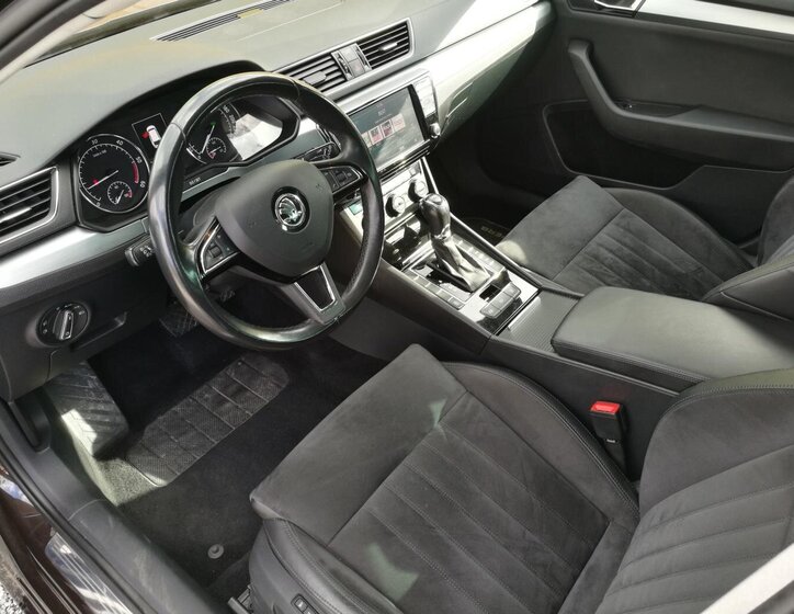 Škoda Superb Kombi 2,0 l 110 kw