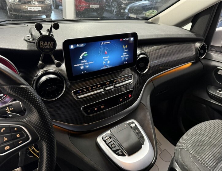 Mercedes-Benz Třídy V Kombi 2,0 l 174 kw