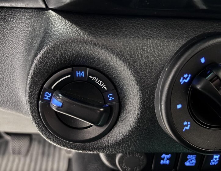 Toyota Hilux Pick-up 2,4 l 110 kw