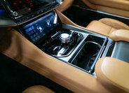 Jeep Grand Wagoneer SUV 6,4 l 351 kw