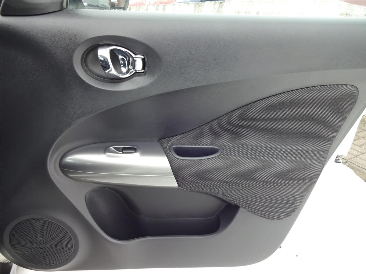 Nissan Juke Hatchback 1,6 l 86 kw