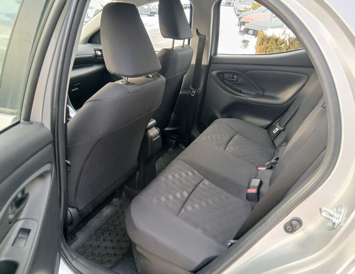 Toyota Yaris 11